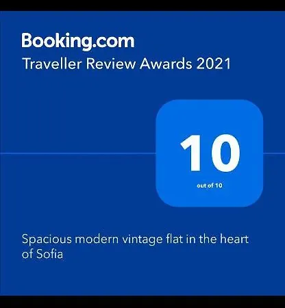 Апартамент Spacious Modern Vintage Flat In The Heart Of София