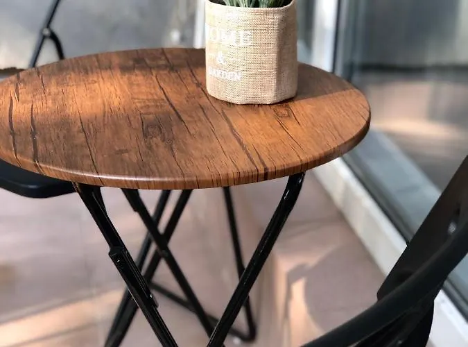 Spacious Modern Vintage Flat In The Heart Of ソフィア